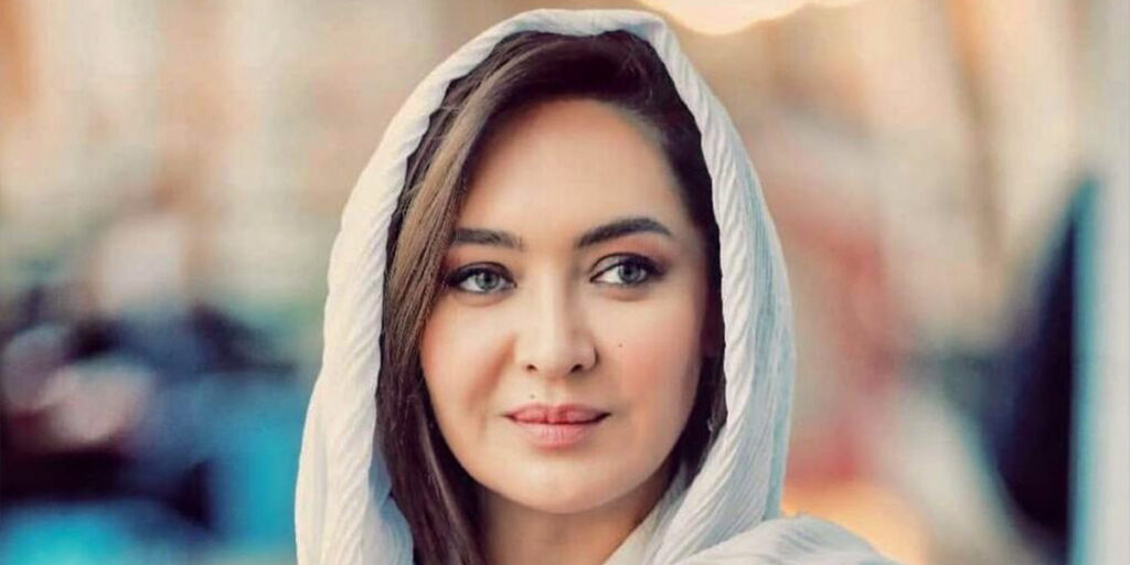 نیکی کریمی در استایل جدیدش، ظرافت و شیک‌پوشی را به نمایش گذاشت