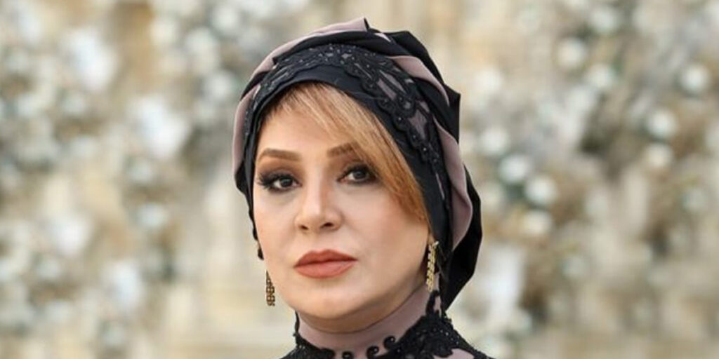 پالتوی قهوهای نسرین مقانلو