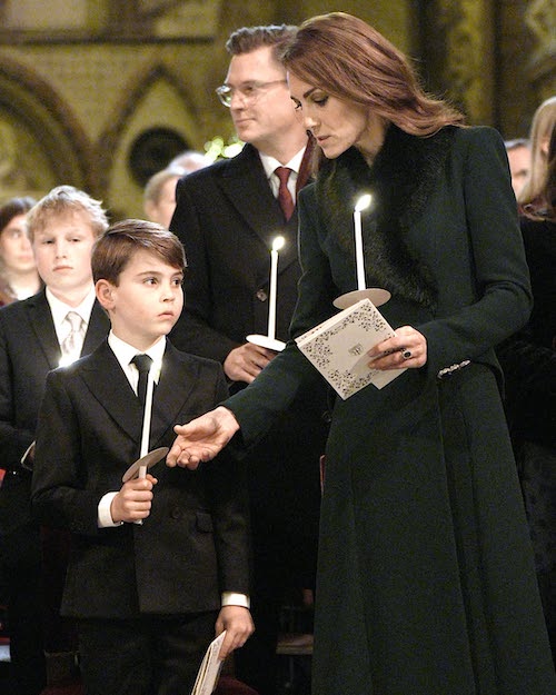 پالتوی سبز رنگ کیت میدلتون