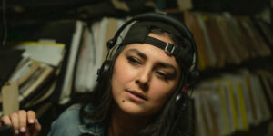 دلبری با ساده‌ترین لباس‌ها را از هدی زین‌العابدین یاد بگیرید! ساده اما خیره‌کننده