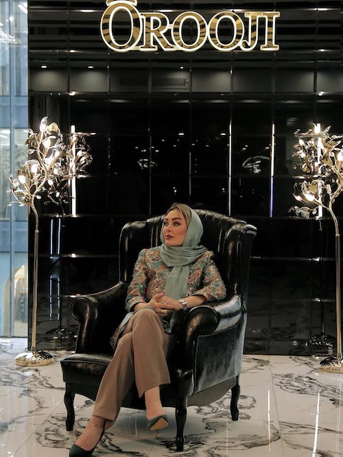 کت‌های رنگارنگ الهام حمیدی