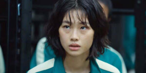 بازیگر سریال «اسکوییدگیم» با پیراهن خاص خود سلیقه‌اش را به رخ کشید!