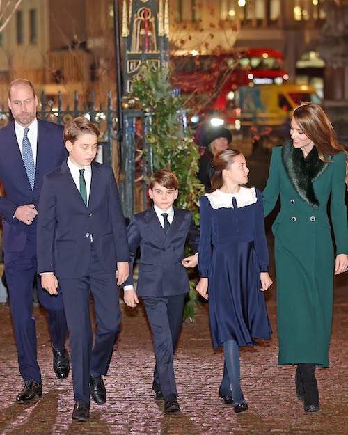 پالتوی سبز رنگ کیت میدلتون