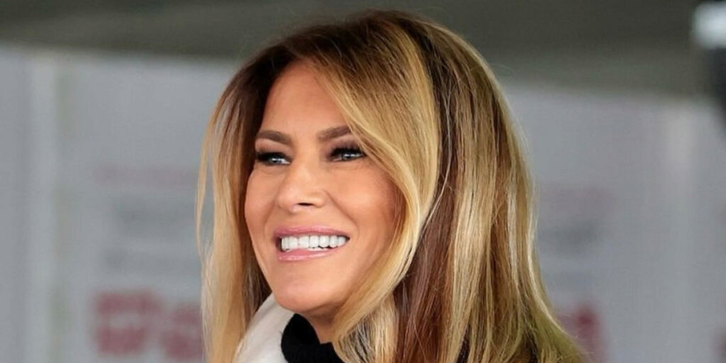 کت مخمل ملانیا ترامپ