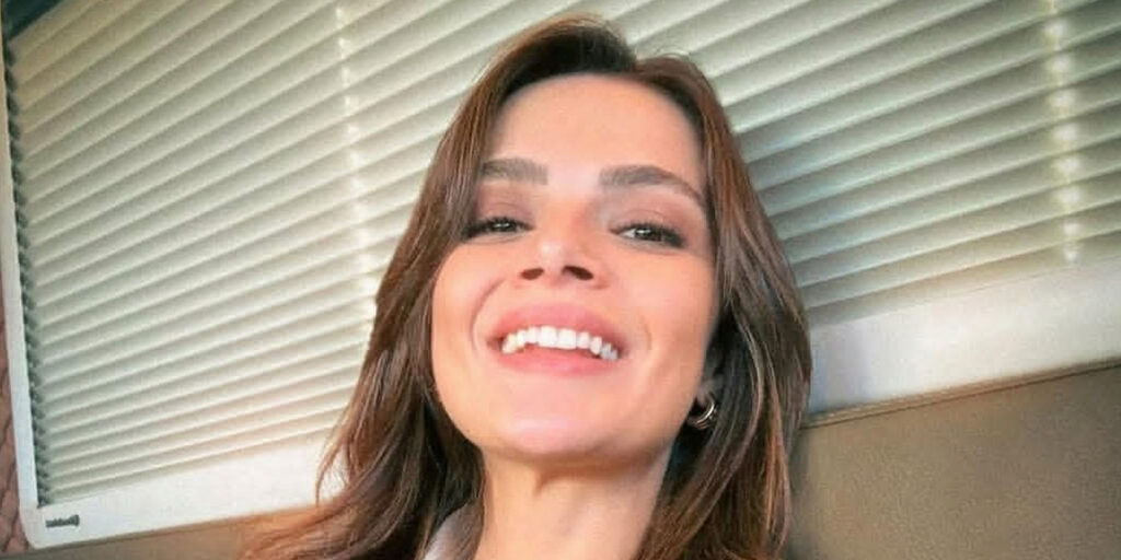 پیراهن سفید سینم اونسال