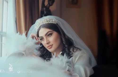 لباس عروس مریم مومن