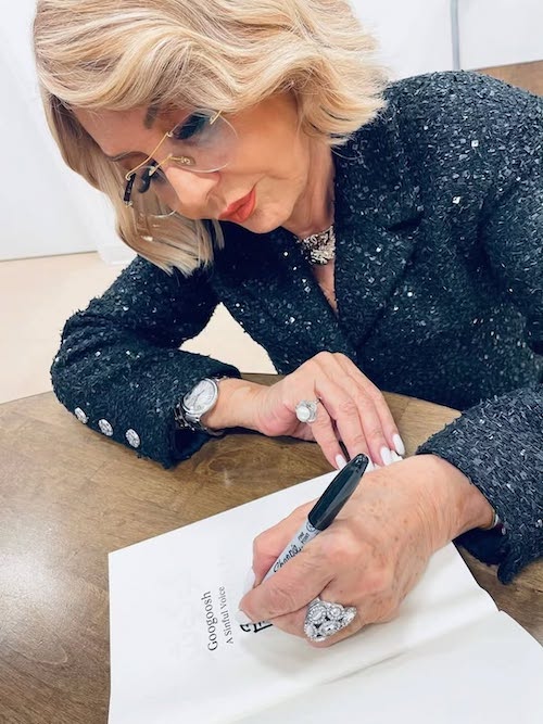 استایل مشکی گوگوش