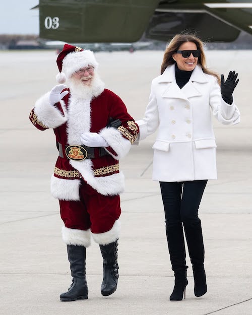 کت سفید ملانیا ترامپ