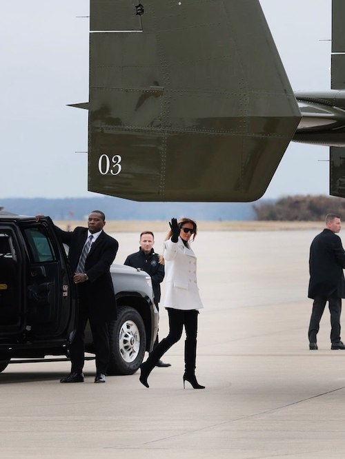 کت سفید ملانیا ترامپ