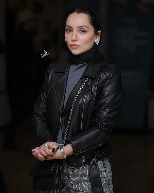 شلوار جین طرحدار نازنین بیاتی