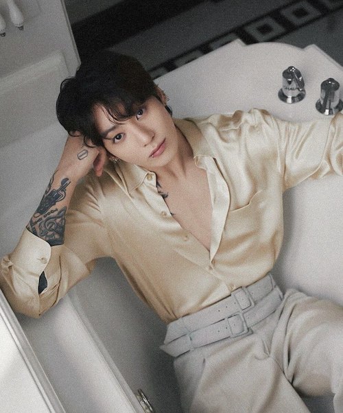 جونگ‌کوک به عنوان سفیر بیوتی شنل