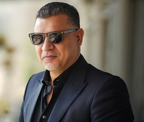 علی دایی در تبلیغ ساعت