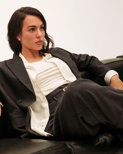 جورجینا روی جلد مجله ووگ