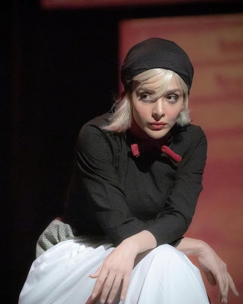 المیرا دهقانی در نقش راشل