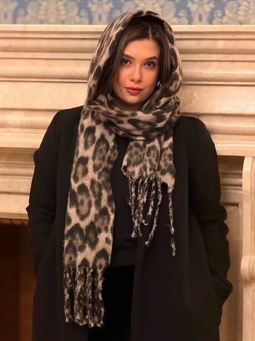 آرایش غلیظ نفس بازغی