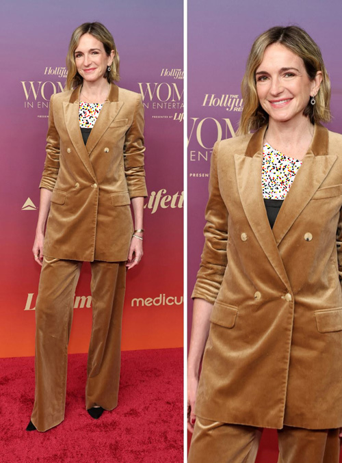 لباس کاری زنانه در مرکز توجه