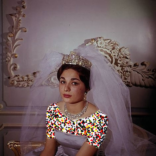 جواهرات فرح دیبا در روز عروسی‌اش