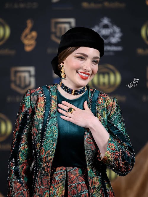 بهنوش طباطبایی در جشن حافظ ۱۴۰۴