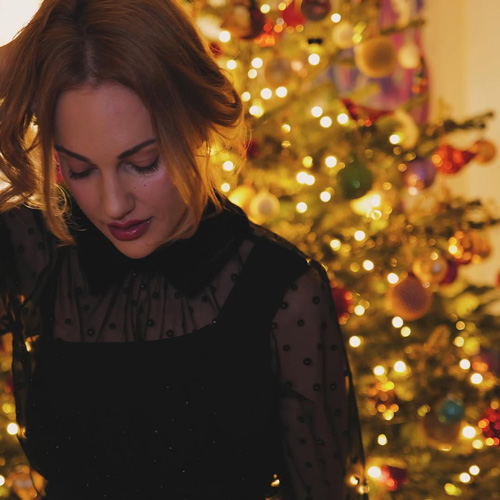 استایل کریسمسی مریم اوزرلی