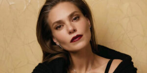 بازیگر سریال «عروس استانبول» با استایلی راحت و ساده در ژاپن دیده شد!