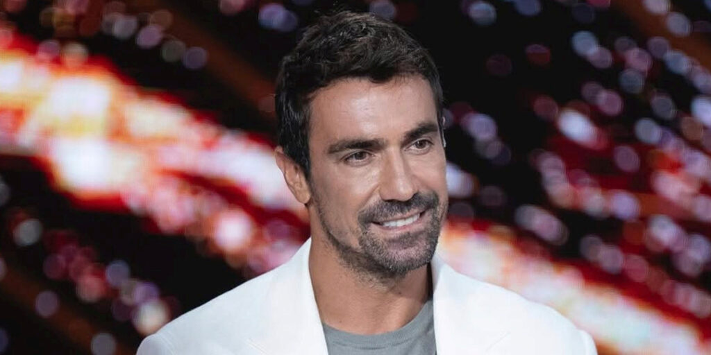 پسر دخترکش ترک در تبلیغات ماشین‌های جدید بنز مورد توجه قرار گرفت!