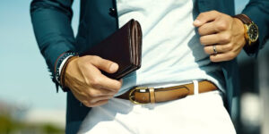 ست هدیه چرم مردانه شامل چیست؟