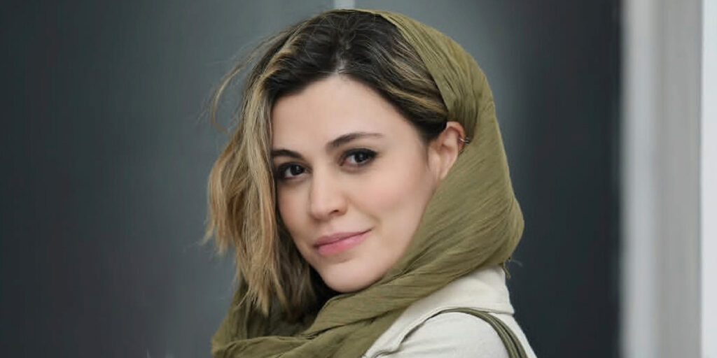 شیدا خلیق با استایلی رنگارنگ و پاییزی تولد مادر معروفش را جشن گرفت!