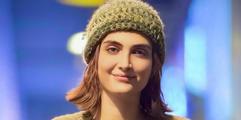 پالتوی خالخالی، انتخاب جسورانه و خاص الناز ملک برای استایل روزمره