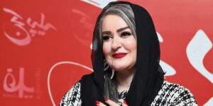 نعیمه نظام‌دوست با طلا جواهرات خاصش جلوی دوربین ژست گرفت