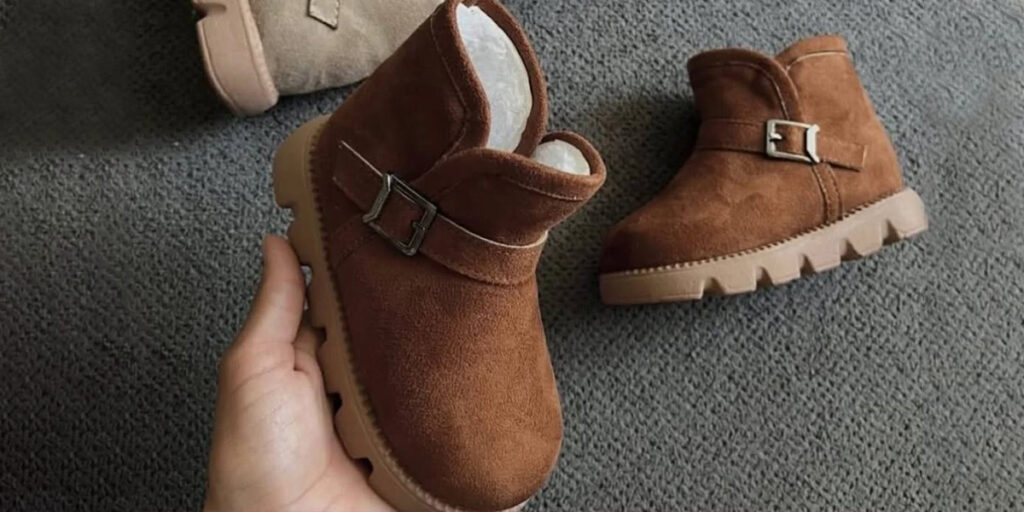 کفشهای جوجهای آگز