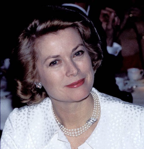 مروارید در استایل زنان مشهور