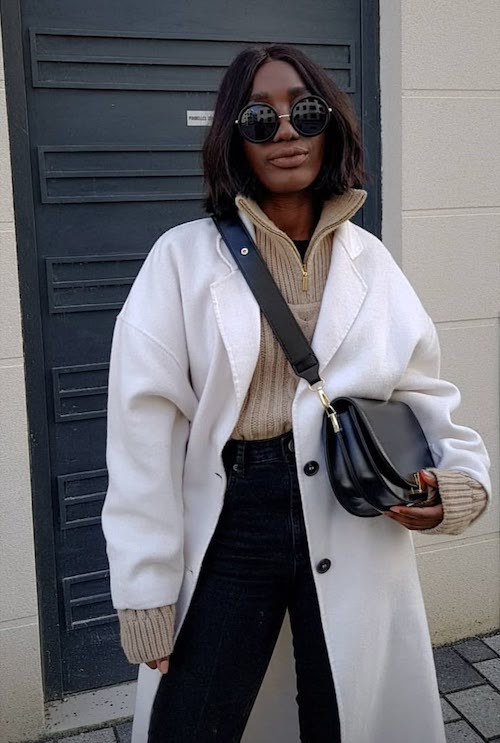 استایل زنانه با لباس نیم زیپ