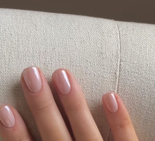 طرح ناخن‌های ساده و رنگی