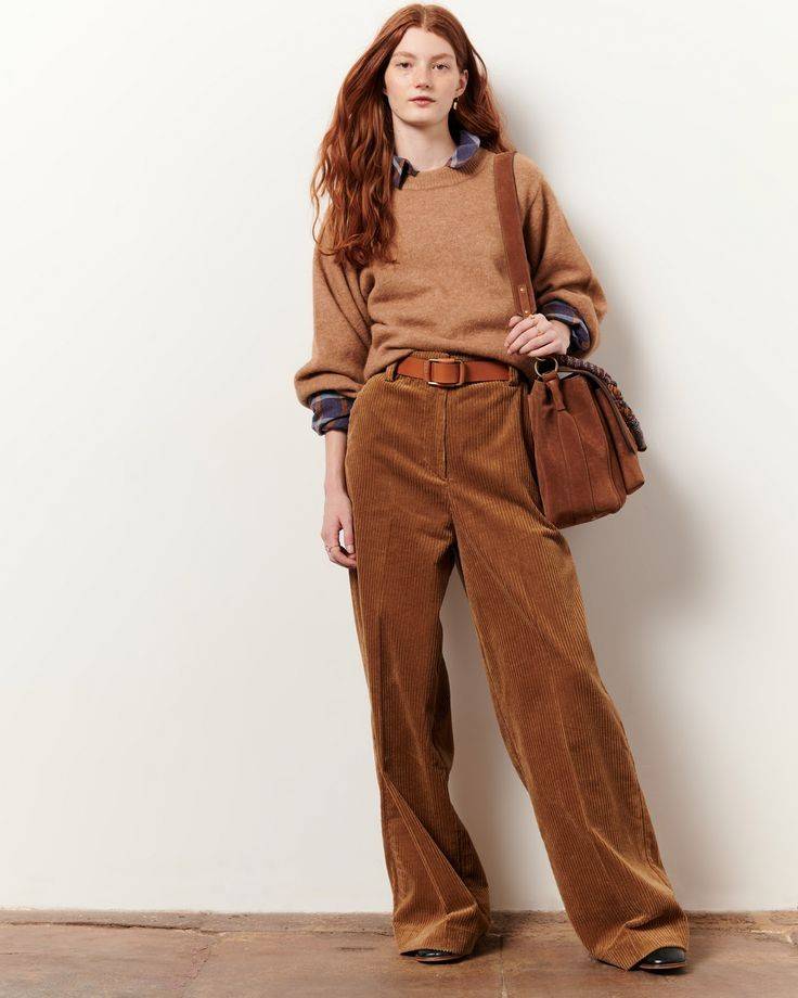 استایل زمستانی با شلوار مخمل