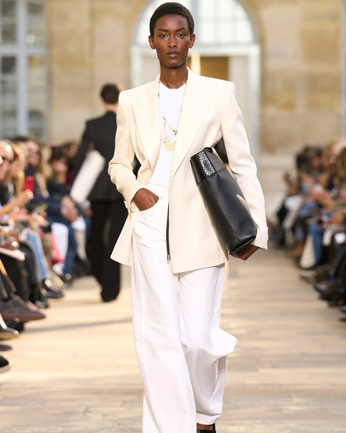 استایل با شلوار جین سفید