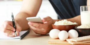 اگر به دنبال کاهش وزن هستید باید این ۸ عادت را ترک کنید