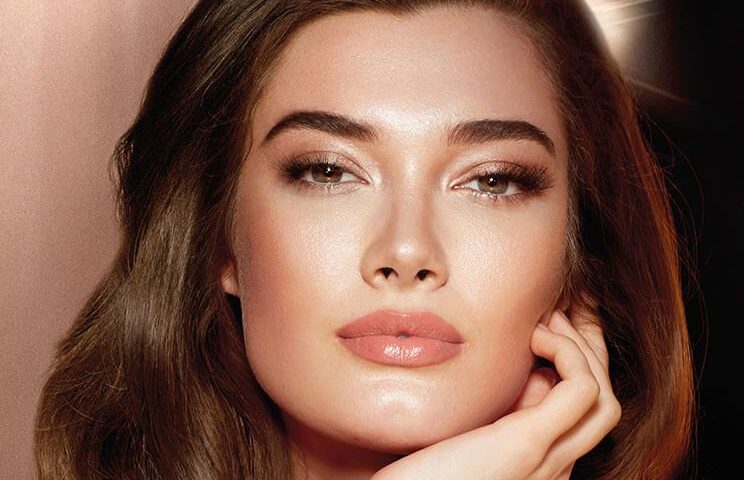 آرایش مدیوم چیست؟ چگونه با آرایش مدیوم نگاه‌ها را خیره کنیم؟