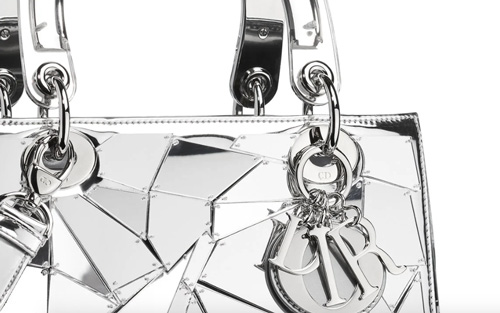 سبک پوشش سارا کیم