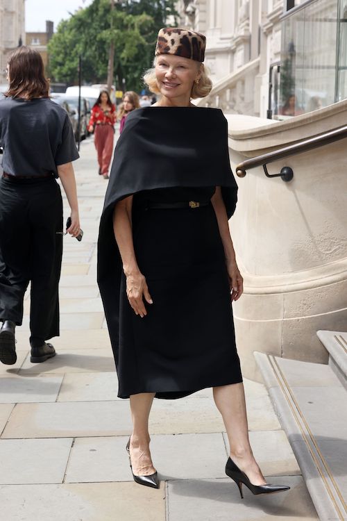 کلاه پیل‌باکس سلبریتی‌ها