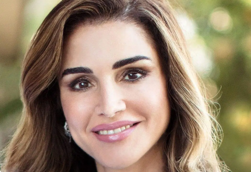 تصویری از ملکه زیبای اردن در 29 سالگی؛ رانیا از گذشته زیبا و خوش‌استایل بوده