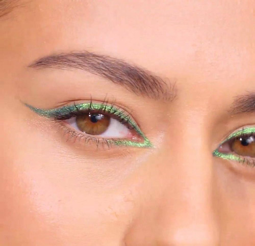 خط چشم رنگ سبز