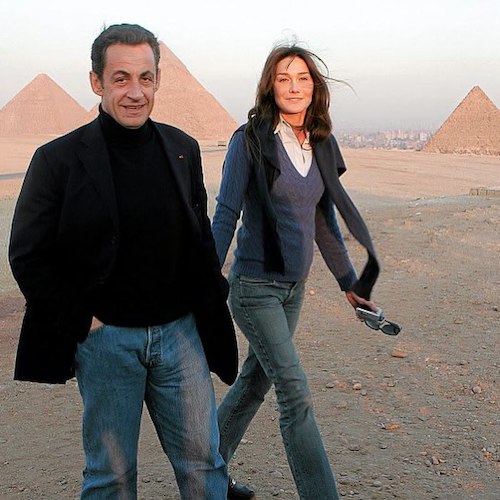 کارلا برونی در مصر