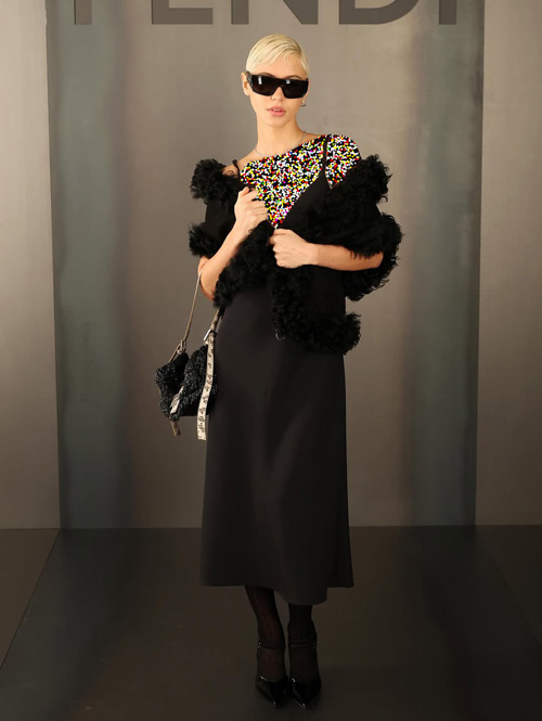 ستارگان در فشنشوی فندی