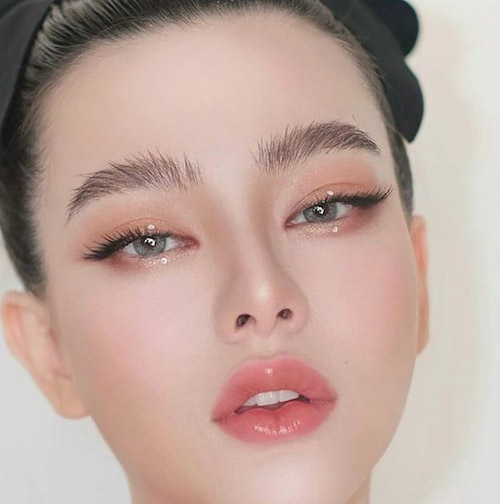 مدل میکاپ کره‌ای