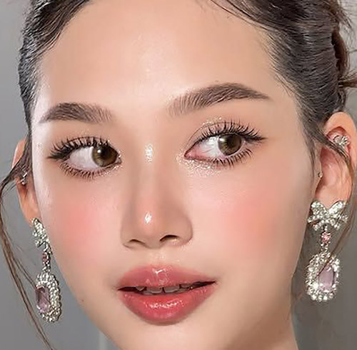 مدل میکاپ کره‌ای