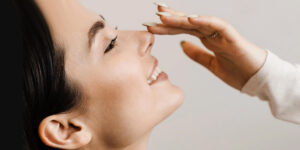 ۷ راهکار کاربردی و ساده برای کوچک کردن بینی که باور نخواهید کرد