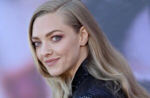 آماندا خانم مشهور هالیوود اینبار با استایلی عجیب اما شیک توجه رسانه‌ها را جلب کرد!