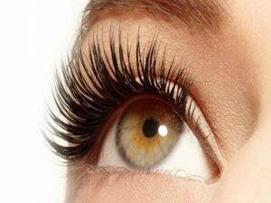 کاشت مژه هیدن چیست و چگونه زیبایی چشم‌های شما را چند برابر می‌کند؟