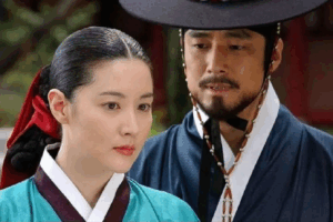 یانگوم خانم محبوب قلب‌ها در 55 سالگی هنوز هم جذاب است؛ حضوری پررنگ در هفته مد پاریس