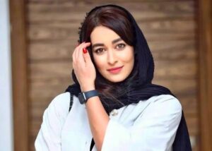 غزال خانم سریال «بی‌عاطفه» با استایلی ساده اما شیک دیده شد
